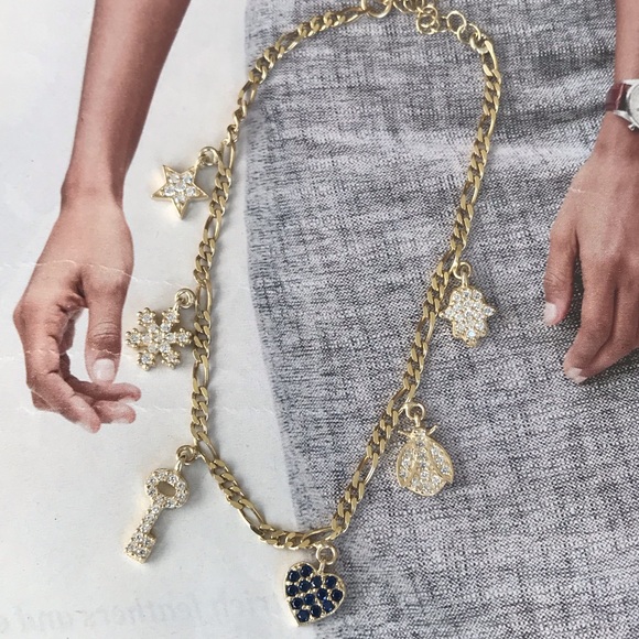 Gold charm bracelet - Picture 3 of 5